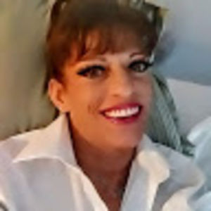 Meet your Posher, Michelle lynn